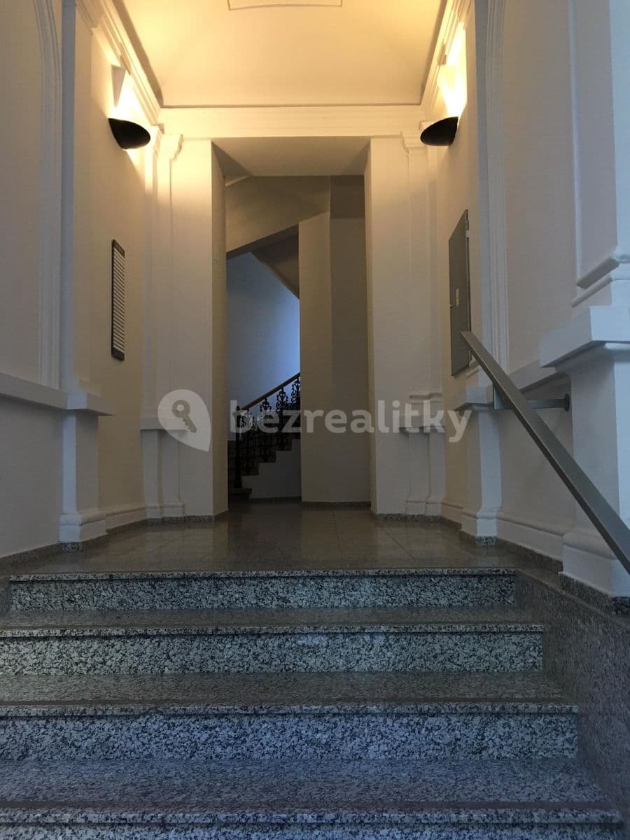 Pronájem bytu 3+kk 60 m², Neklanova, Praha, Praha Pronájem bytu 3+kk 60 m², Neklanova, Praha, Praha