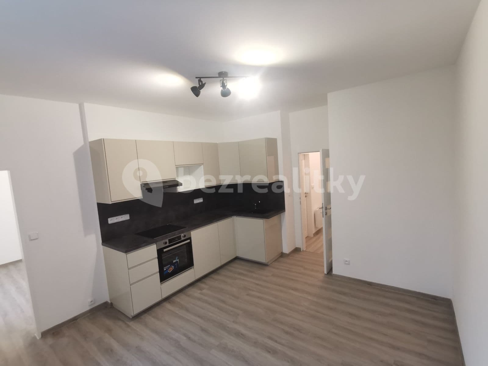 Pronájem bytu 2+1 58 m², Na Míčánkách, Praha, Praha Pronájem bytu 2+1 58 m², Na Míčánkách, Praha, Praha