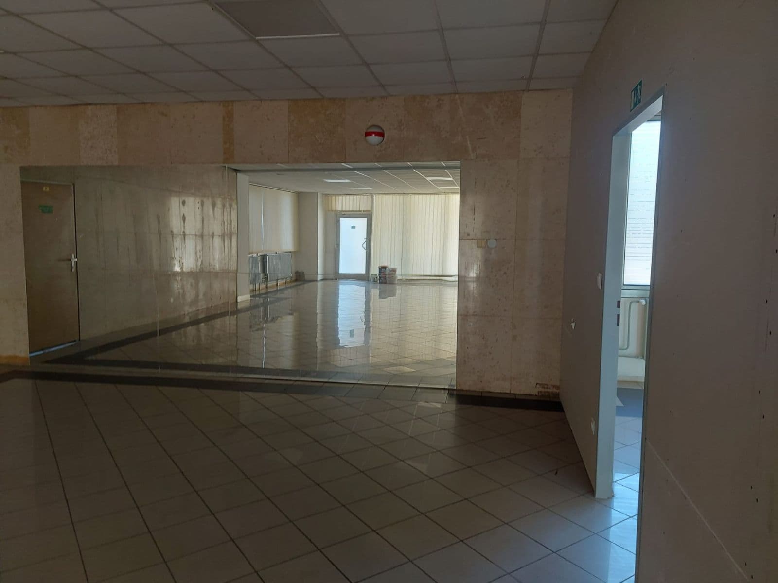 Pronájem nebytového prostoru 173 m², Za Mototechnou, Praha, Praha Pronájem nebytového prostoru 173 m², Za Mototechnou, Praha, Praha