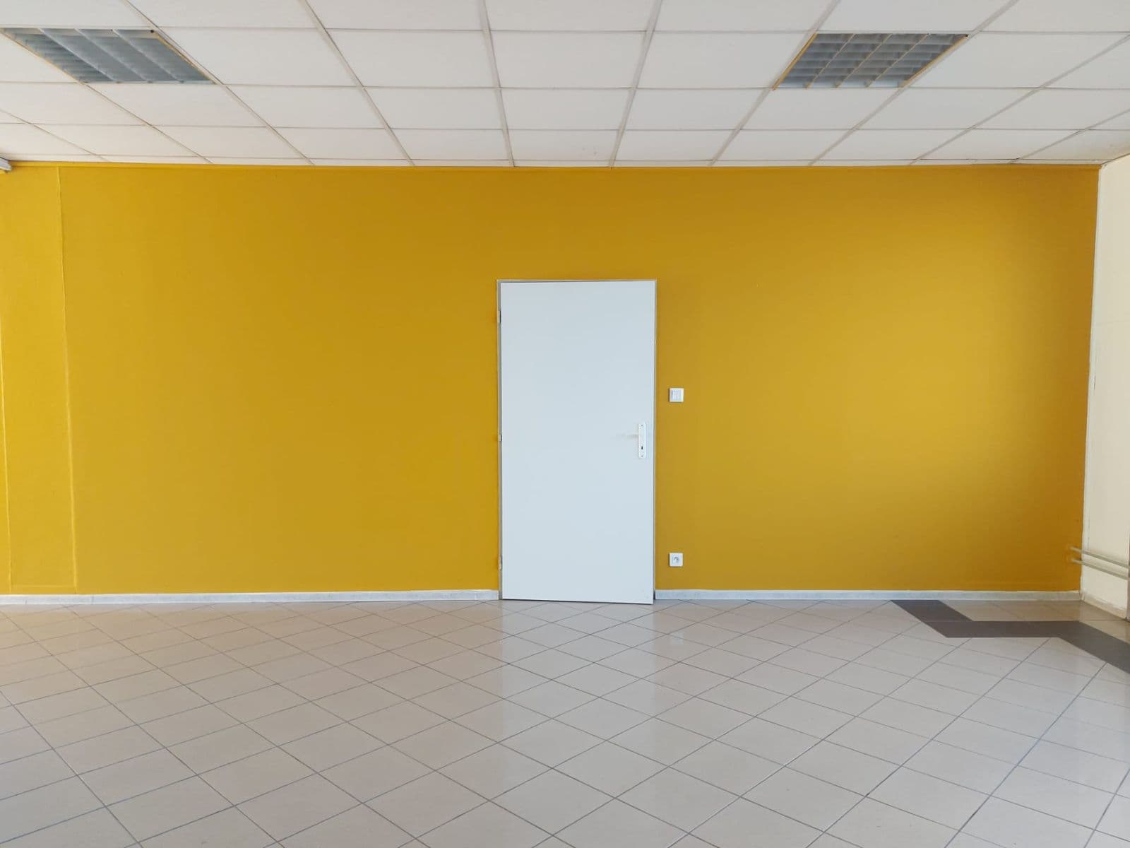 Pronájem nebytového prostoru 173 m², Za Mototechnou, Praha, Praha Pronájem nebytového prostoru 173 m², Za Mototechnou, Praha, Praha