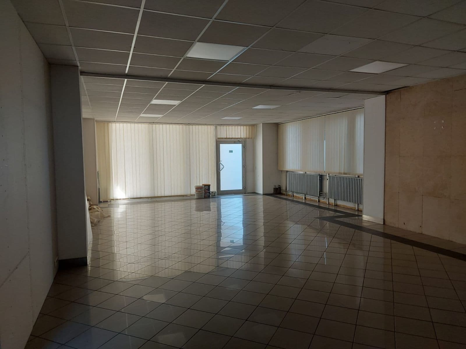 Pronájem nebytového prostoru 173 m², Za Mototechnou, Praha, Praha Pronájem nebytového prostoru 173 m², Za Mototechnou, Praha, Praha