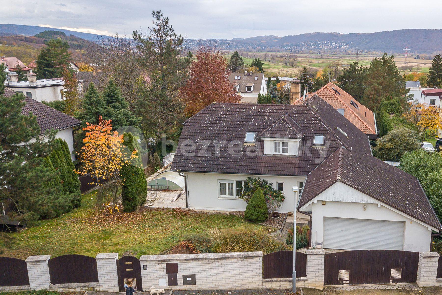 Prodej domu 232 m², pozemek 932 m², Beldova, Praha, Praha