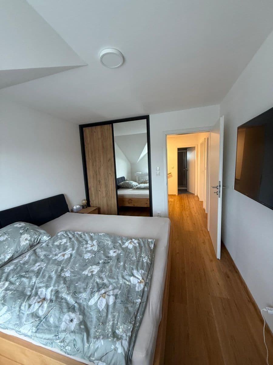 Pronájem domu 101 m², pozemek 254 m², 10138, Dolany, Středočeský kraj Pronájem domu 101 m², pozemek 254 m², 10138, Dolany, Středočeský kraj