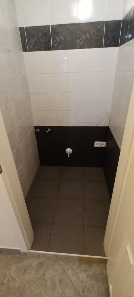 Pronájem bytu Garsoniéra 21 m², Slavíkova, Praha, Praha Pronájem bytu Garsoniéra 21 m², Slavíkova, Praha, Praha