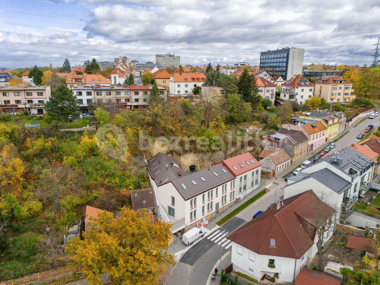 Prodej bytu 2+kk 107 m², Sestupná, Praha, Praha
