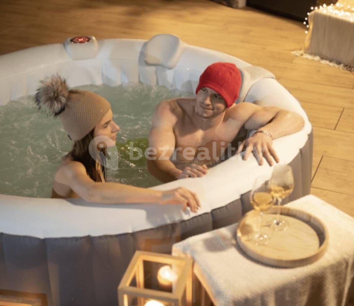 Pronájem chaty, chalupy, Bříšťany, Královéhradecký kraj Pronájem chaty, chalupy, Bříšťany, Královéhradecký kraj