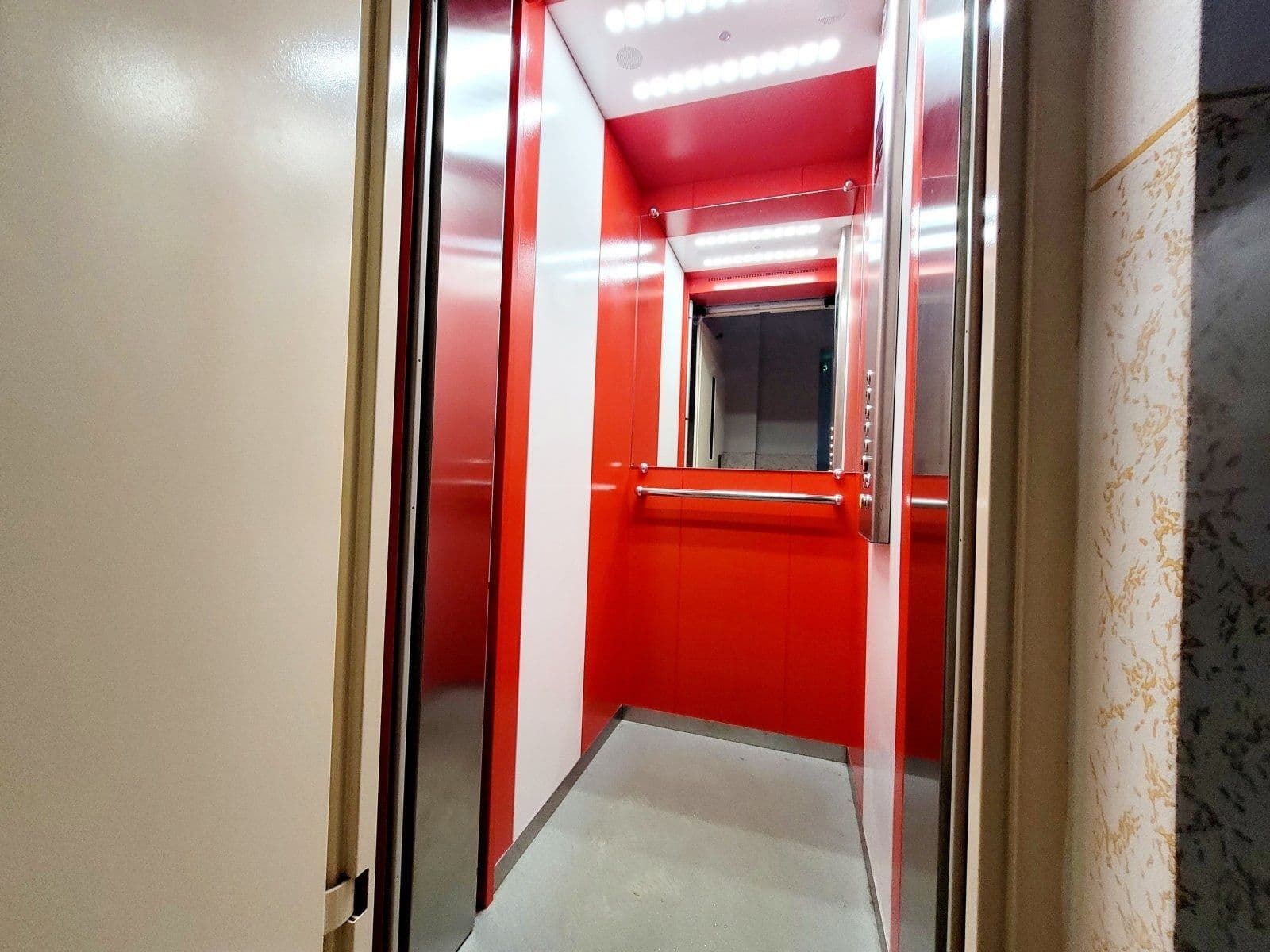 Pronájem bytu 1+kk 35 m², Hlavní třída, Havířov, Moravskoslezský kraj Pronájem bytu 1+kk 35 m², Hlavní třída, Havířov, Moravskoslezský kraj