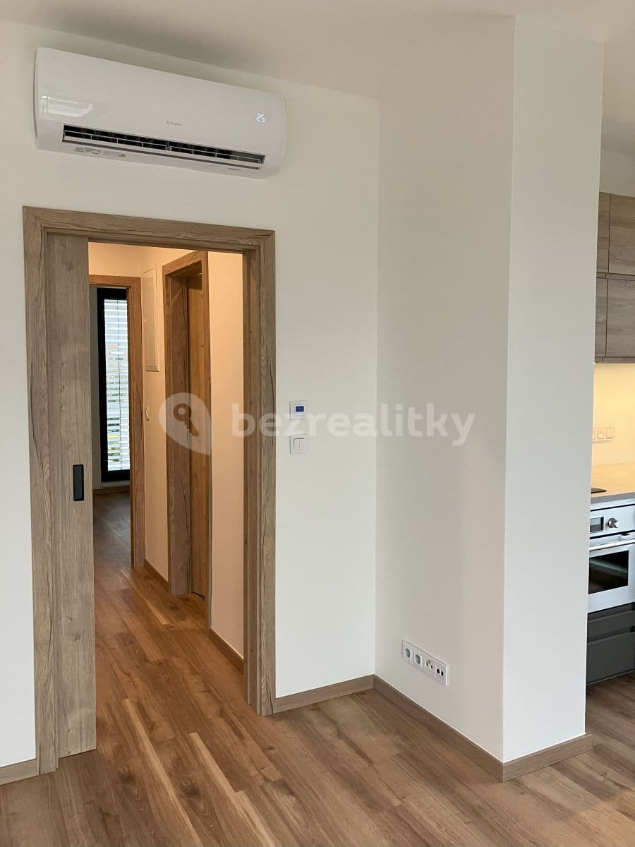 Pronájem bytu 2+kk 40 m², Nad Ondřejovem, Praha, Praha Pronájem bytu 2+kk 40 m², Nad Ondřejovem, Praha, Praha