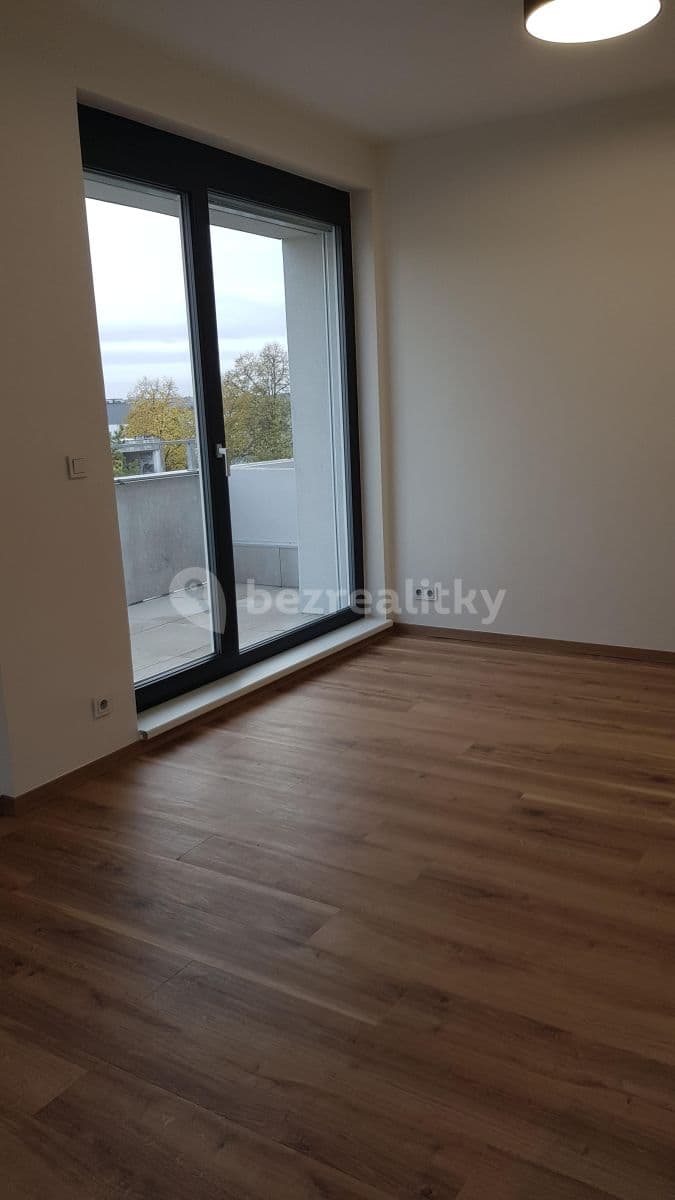 Pronájem bytu 2+kk 40 m², Nad Ondřejovem, Praha, Praha Pronájem bytu 2+kk 40 m², Nad Ondřejovem, Praha, Praha