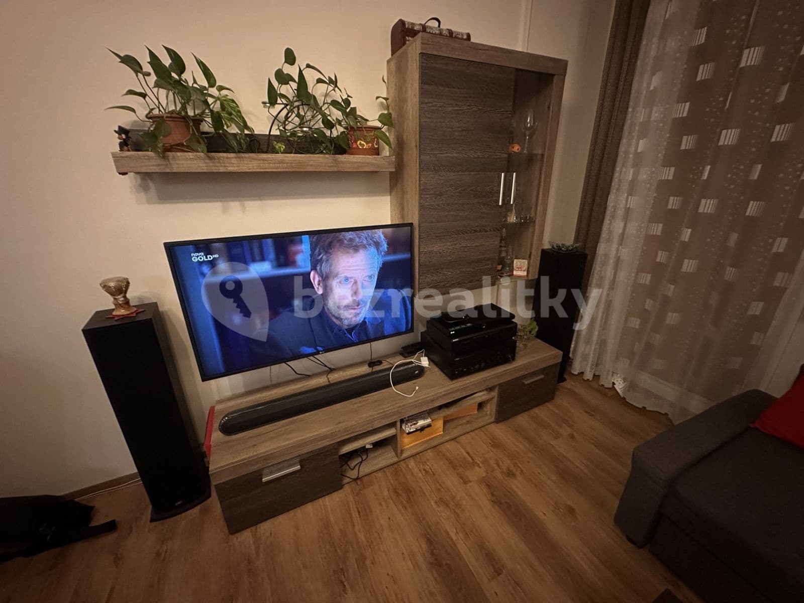 Pronájem bytu 3+1 74 m², Mádrova, Praha, Praha Pronájem bytu 3+1 74 m², Mádrova, Praha, Praha