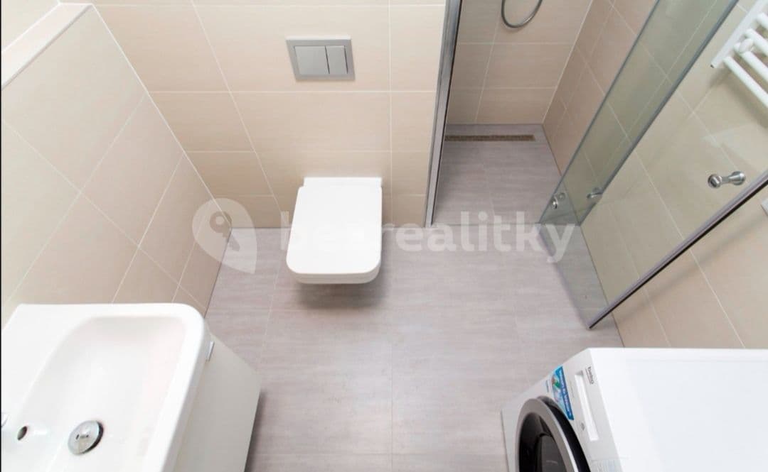 Pronájem bytu 1+kk 30 m², Sokolovská, Praha, Praha Pronájem bytu 1+kk 30 m², Sokolovská, Praha, Praha