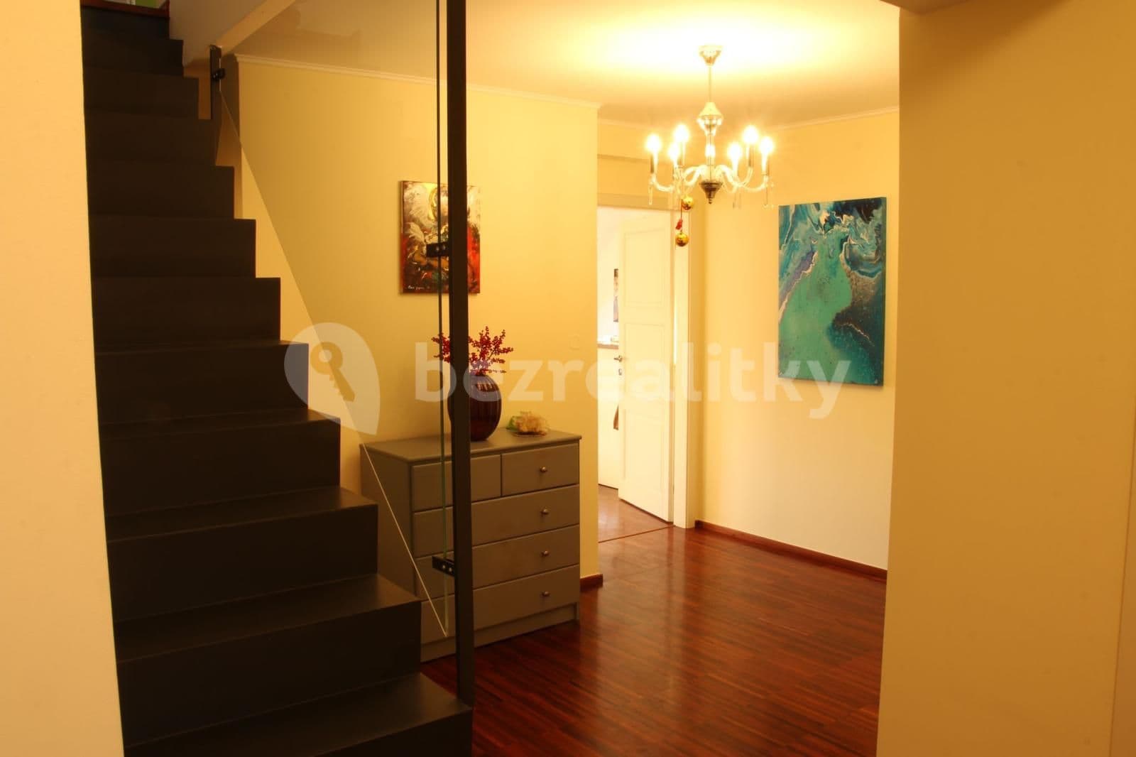 Pronájem bytu 4+kk 120 m², Eliášova, Praha, Praha Pronájem bytu 4+kk 120 m², Eliášova, Praha, Praha