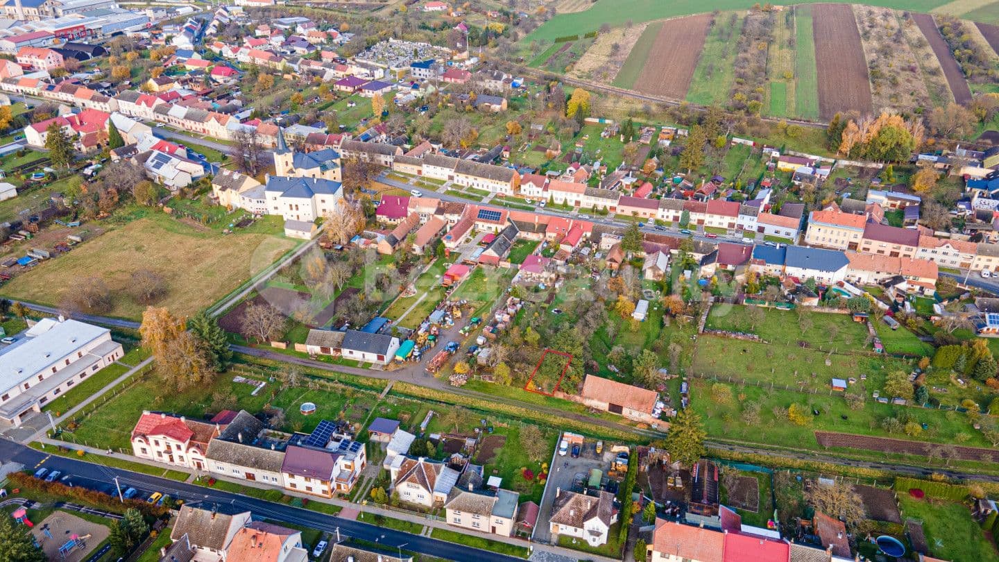 Prodej pozemku 387 m², Zborovice, Zlínský kraj