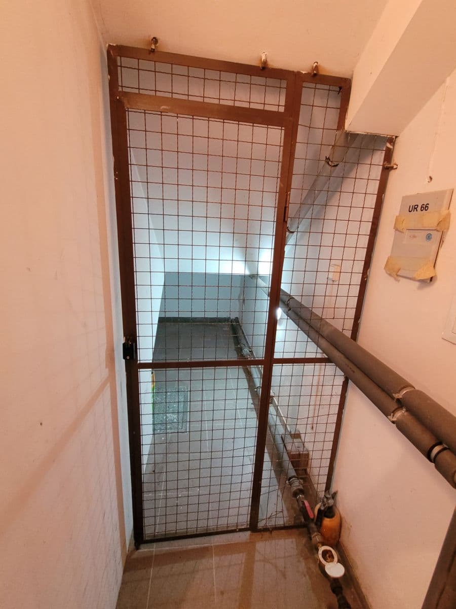 Pronájem bytu 2+kk 90 m², Za černým mostem, Praha, Praha Pronájem bytu 2+kk 90 m², Za černým mostem, Praha, Praha