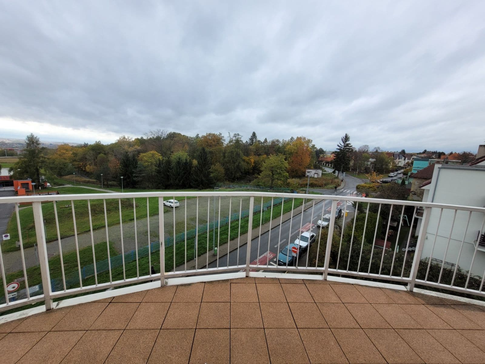 Pronájem bytu 2+kk 90 m², Za černým mostem, Praha, Praha Pronájem bytu 2+kk 90 m², Za černým mostem, Praha, Praha