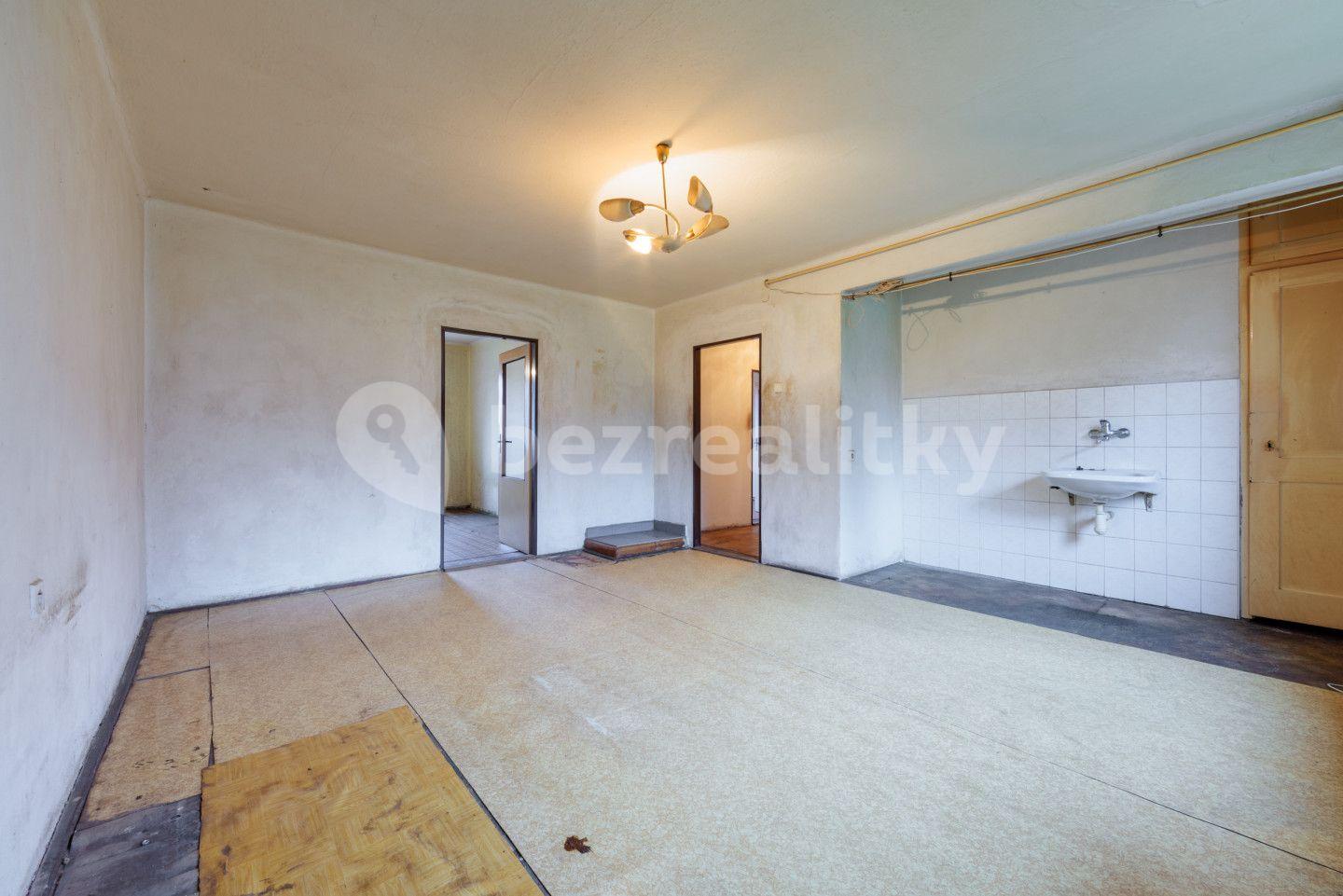 Prodej bytu 2+1 65 m², Hornická, Lomnice, Karlovarský kraj