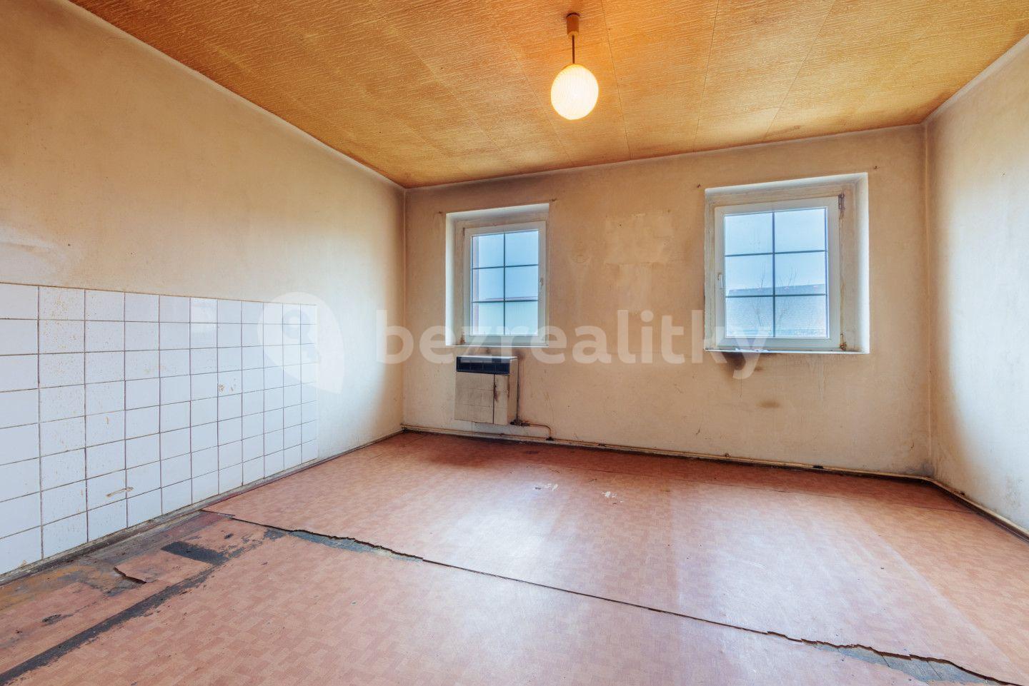 Prodej bytu 2+1 65 m², Hornická, Lomnice, Karlovarský kraj