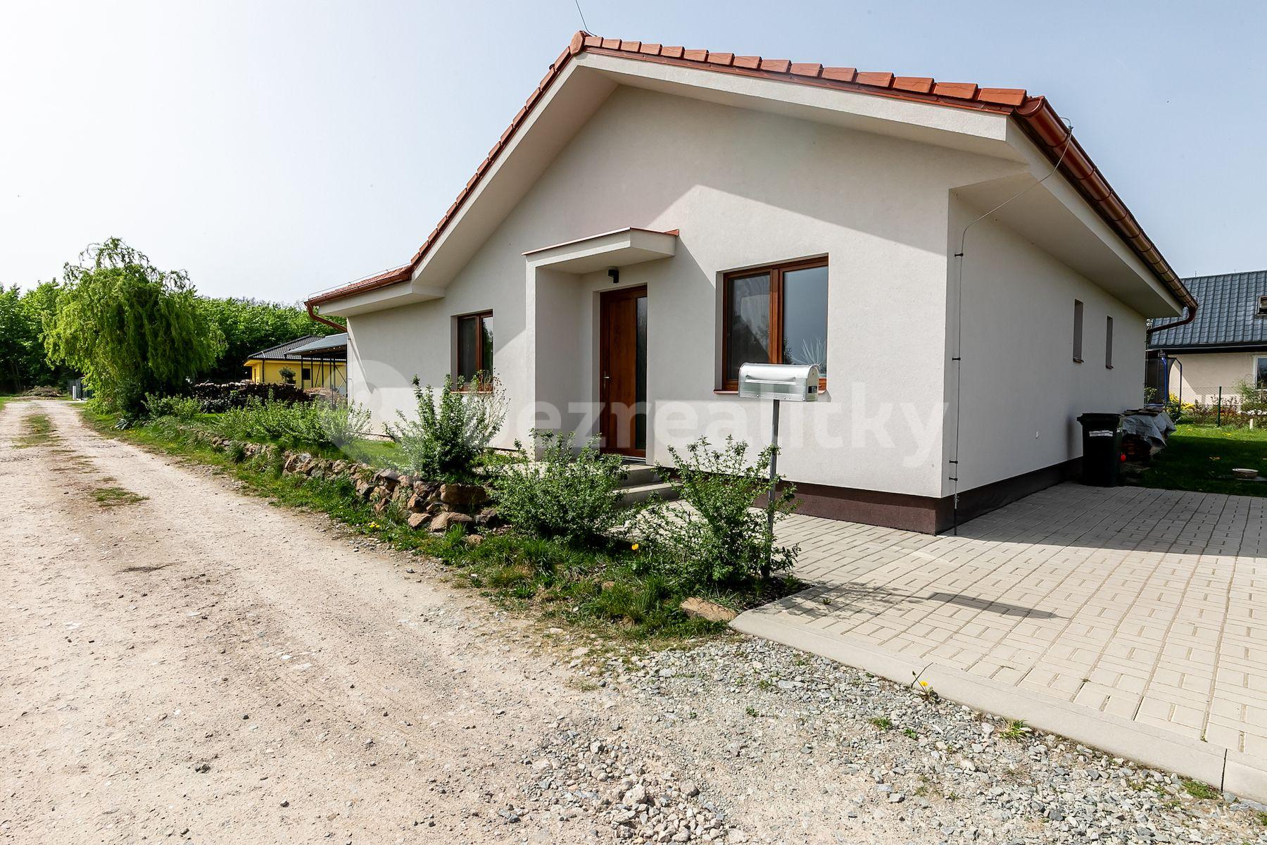 Prodej domu 104 m², pozemek 983 m², Strašnov, Strašnov, Středočeský kraj