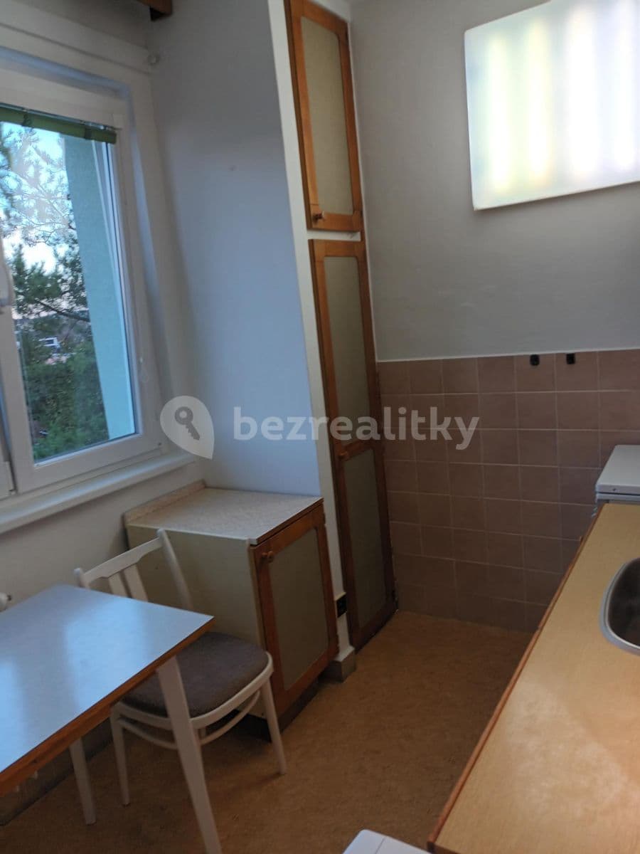 Pronájem bytu 2+1 55 m², náměstí SNP, Brno, Jihomoravský kraj Pronájem bytu 2+1 55 m², náměstí SNP, Brno, Jihomoravský kraj