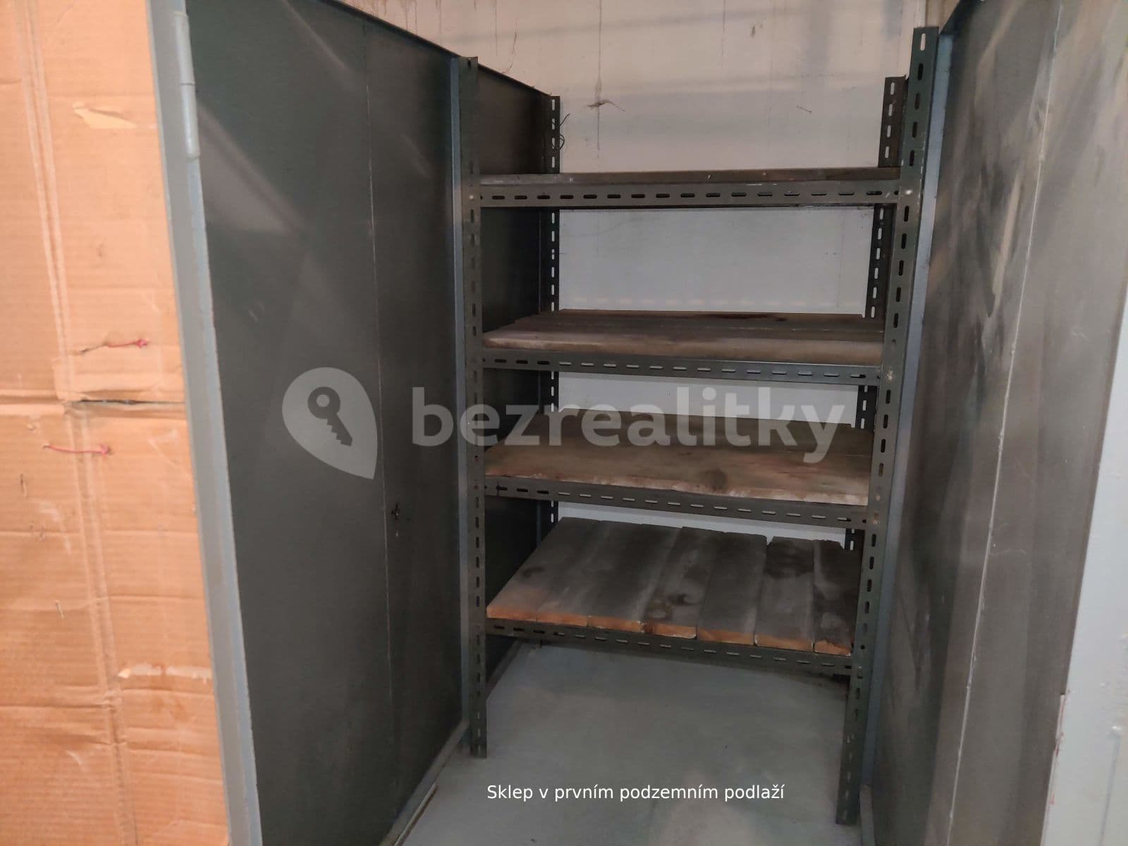 Pronájem bytu 2+1 63 m², Benešovská, Kladno, Středočeský kraj Pronájem bytu 2+1 63 m², Benešovská, Kladno, Středočeský kraj