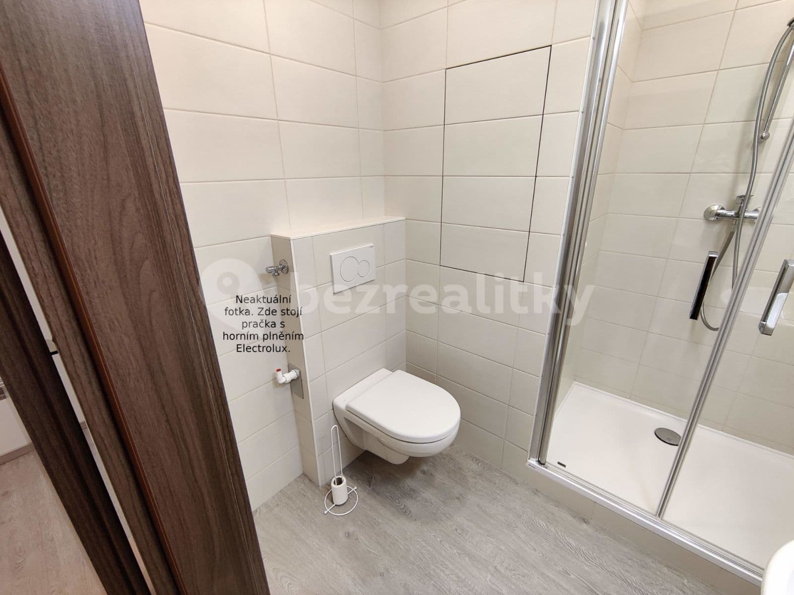 Pronájem bytu 2+1 63 m², Benešovská, Kladno, Středočeský kraj Pronájem bytu 2+1 63 m², Benešovská, Kladno, Středočeský kraj