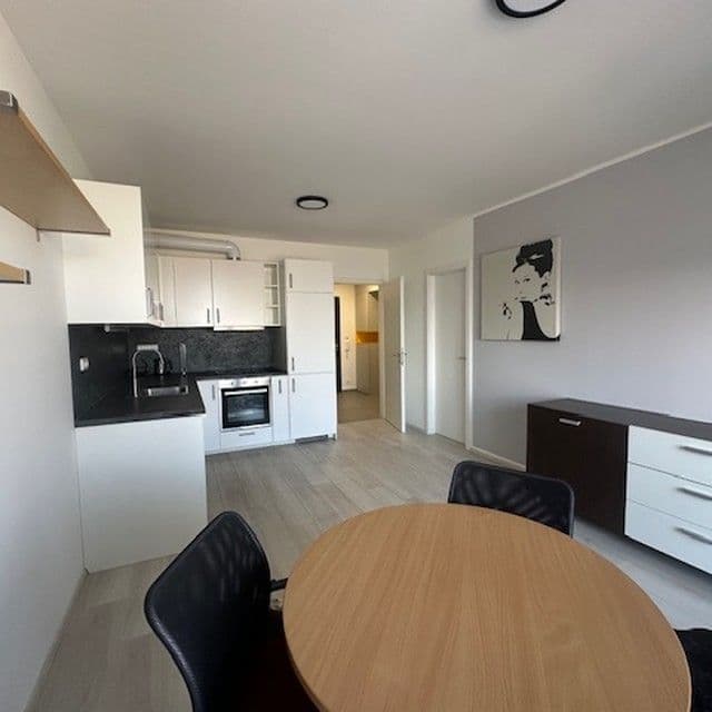 Pronájem bytu 2+kk 55 m², Ondrákové, Praha, Praha Pronájem bytu 2+kk 55 m², Ondrákové, Praha, Praha