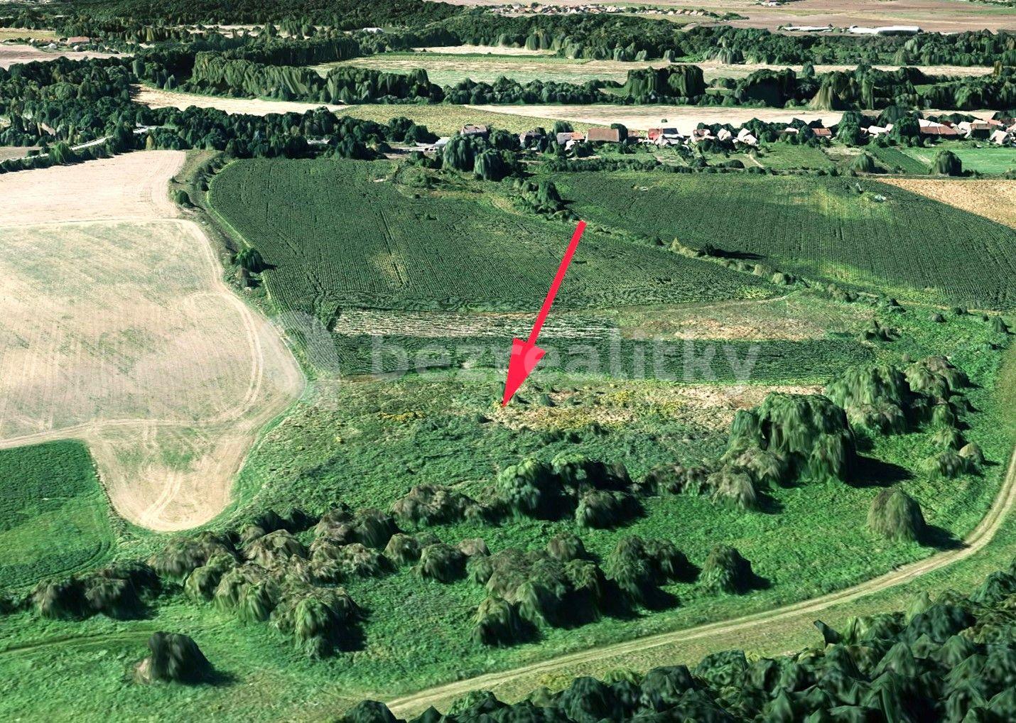 Prodej pozemku 7.642 m², Staňkovice, Ústecký kraj