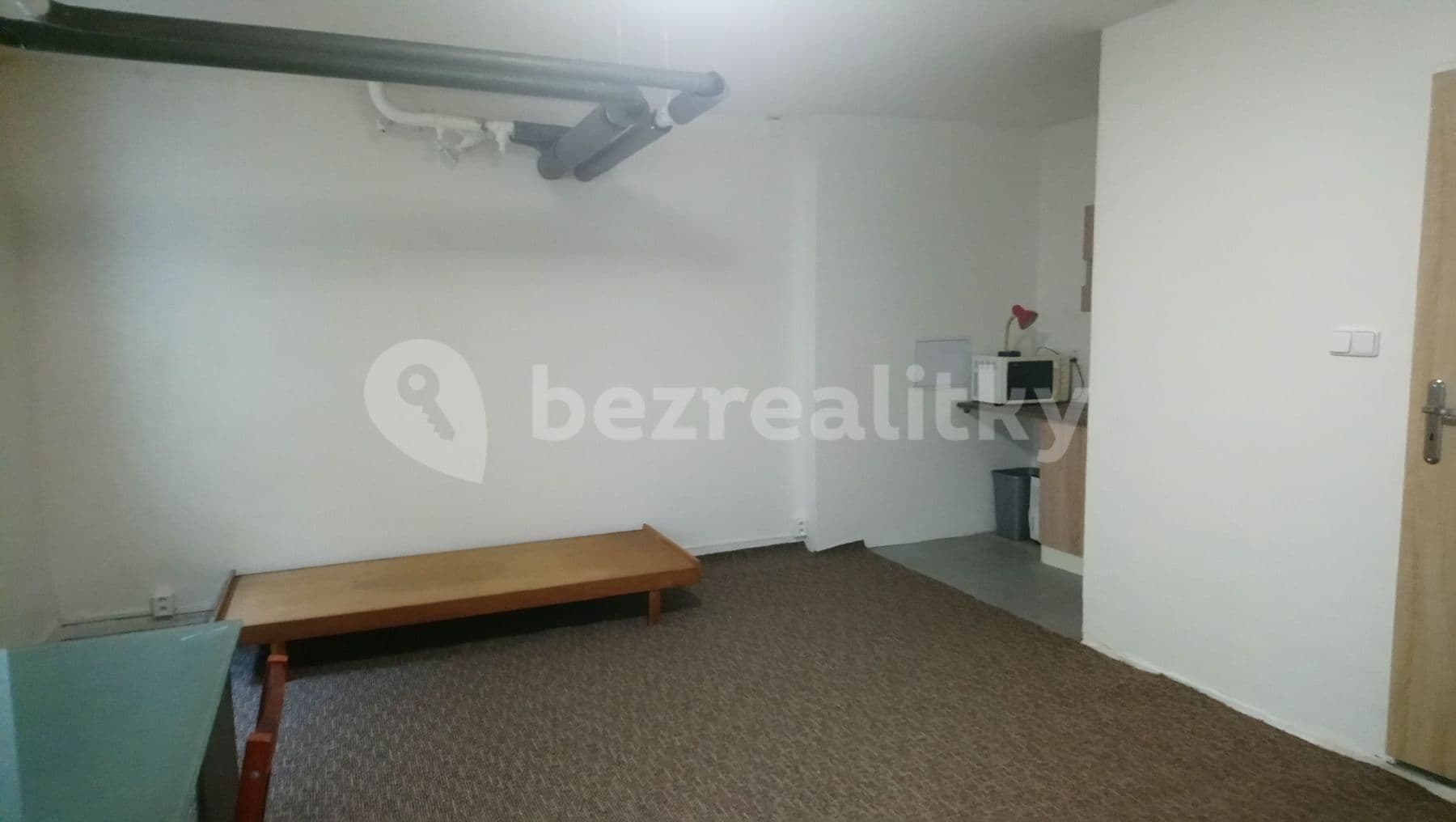 Prodej nebytového prostoru 30 m², Kojetická, Neratovice, Středočeský kraj Prodej nebytového prostoru 30 m², Kojetická, Neratovice, Středočeský kraj