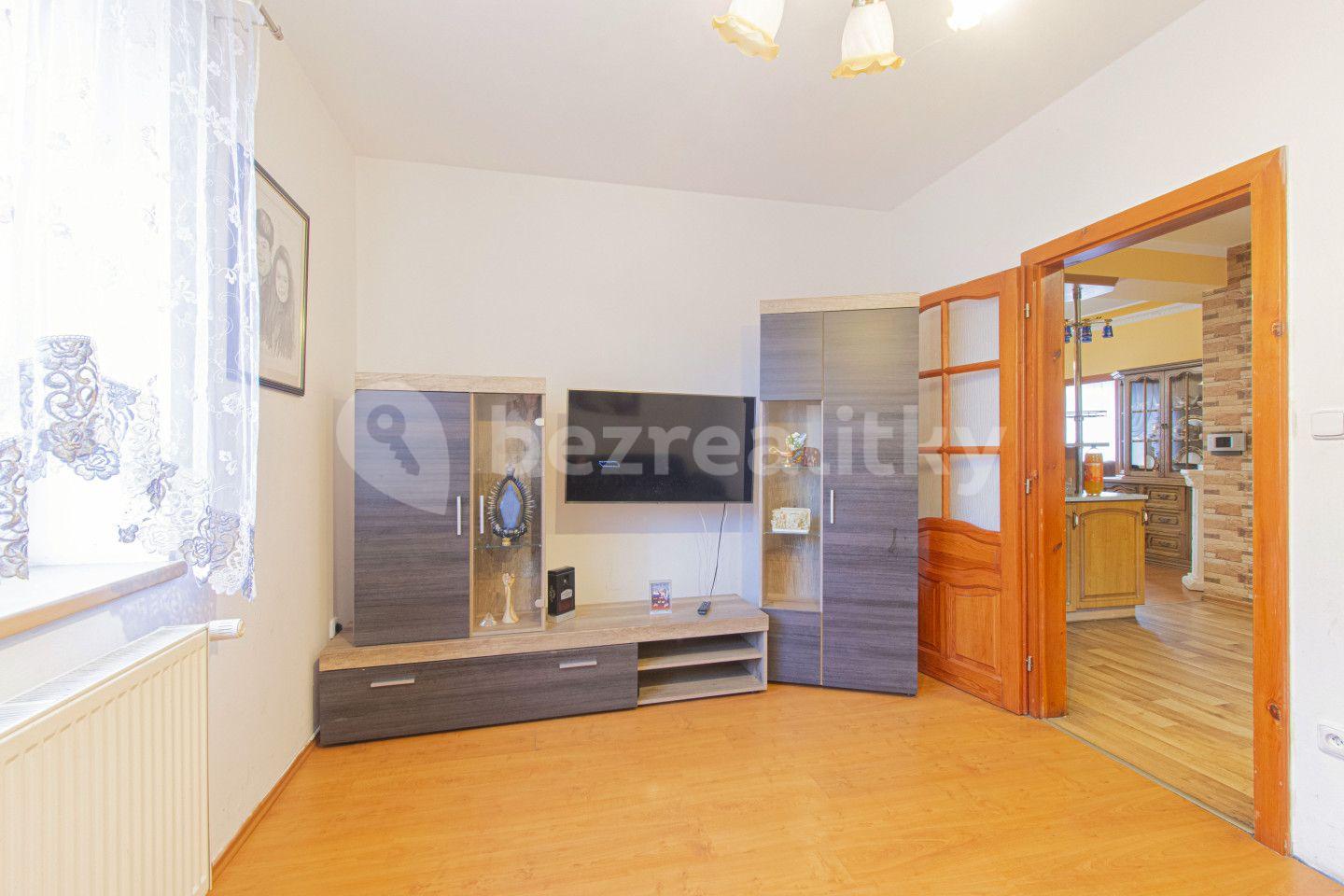 Prodej domu 210 m², pozemek 1.048 m², Husova, Bruntál, Moravskoslezský kraj