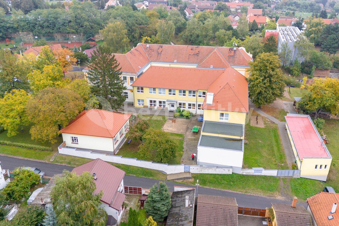 Prodej domu 170 m², pozemek 845 m², Komenského, Byšice, Středočeský kraj