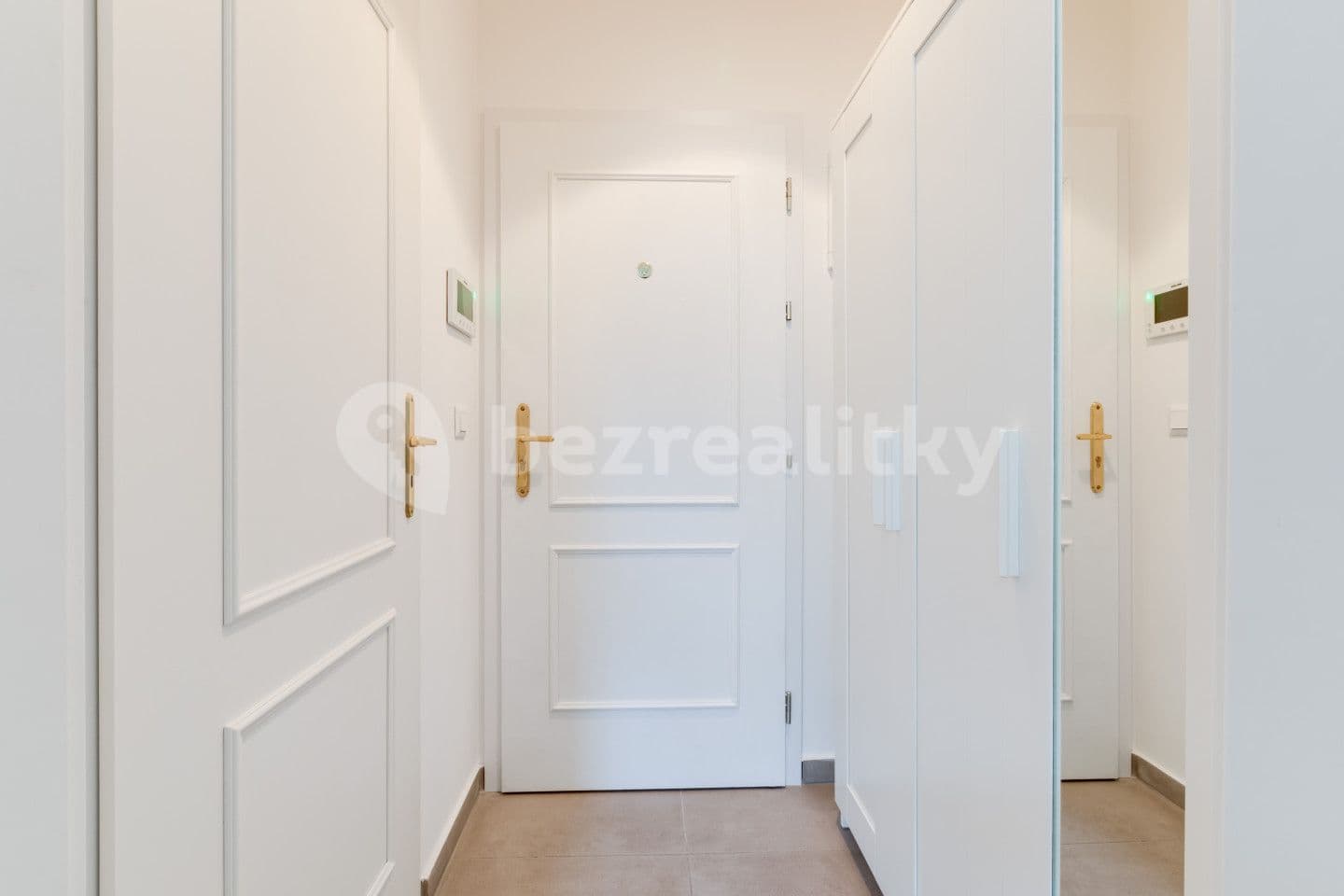 Prodej bytu 1+kk 14 m², Španělská, Praha, Praha