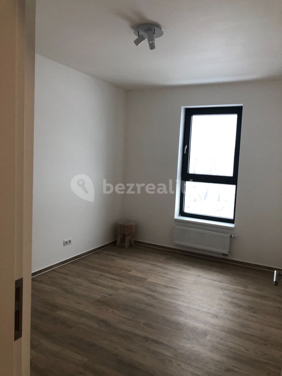 Pronájem bytu 2+1 52 m², Pazourková, Kuřim, Jihomoravský kraj Pronájem bytu 2+1 52 m², Pazourková, Kuřim, Jihomoravský kraj