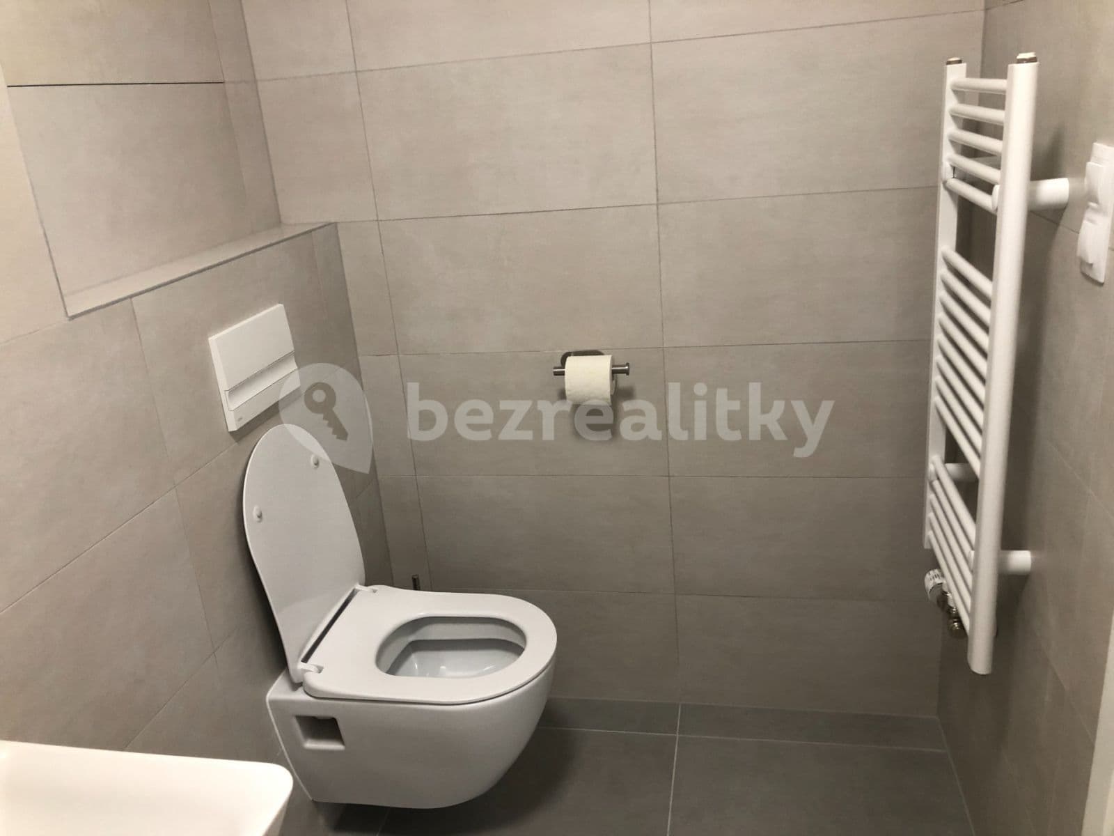 Pronájem bytu 2+1 52 m², Pazourková, Kuřim, Jihomoravský kraj Pronájem bytu 2+1 52 m², Pazourková, Kuřim, Jihomoravský kraj