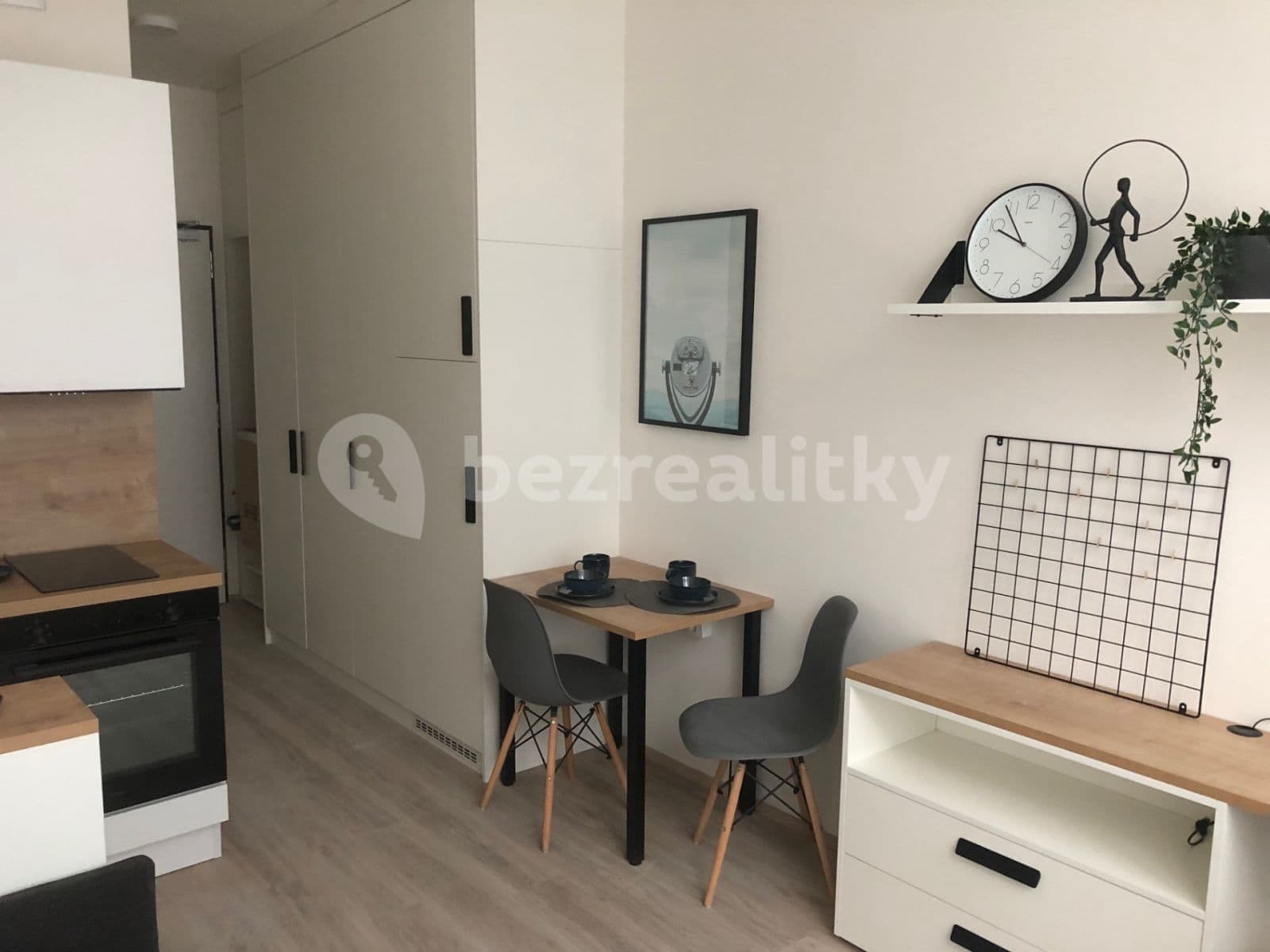 Pronájem bytu 1+kk 22 m², Mozartova, Praha, Praha Pronájem bytu 1+kk 22 m², Mozartova, Praha, Praha