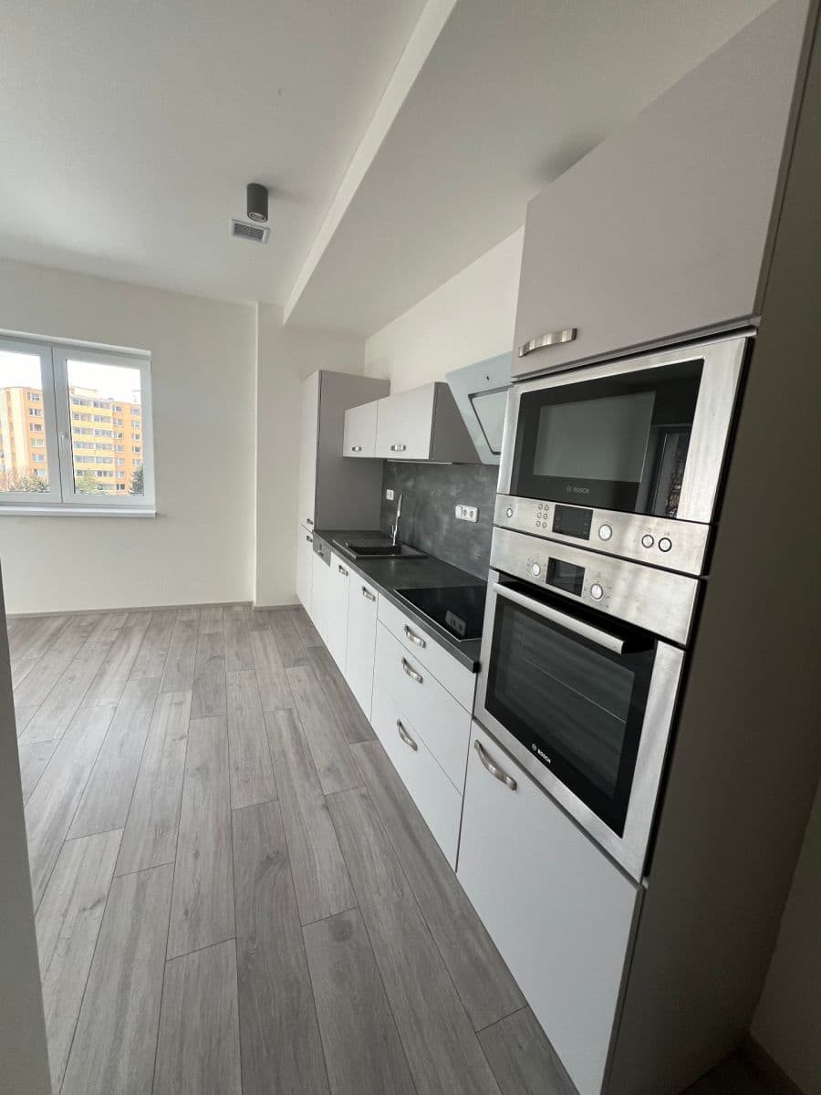 Pronájem bytu 2+kk 46 m², Tyršova, Kuřim, Jihomoravský kraj Pronájem bytu 2+kk 46 m², Tyršova, Kuřim, Jihomoravský kraj