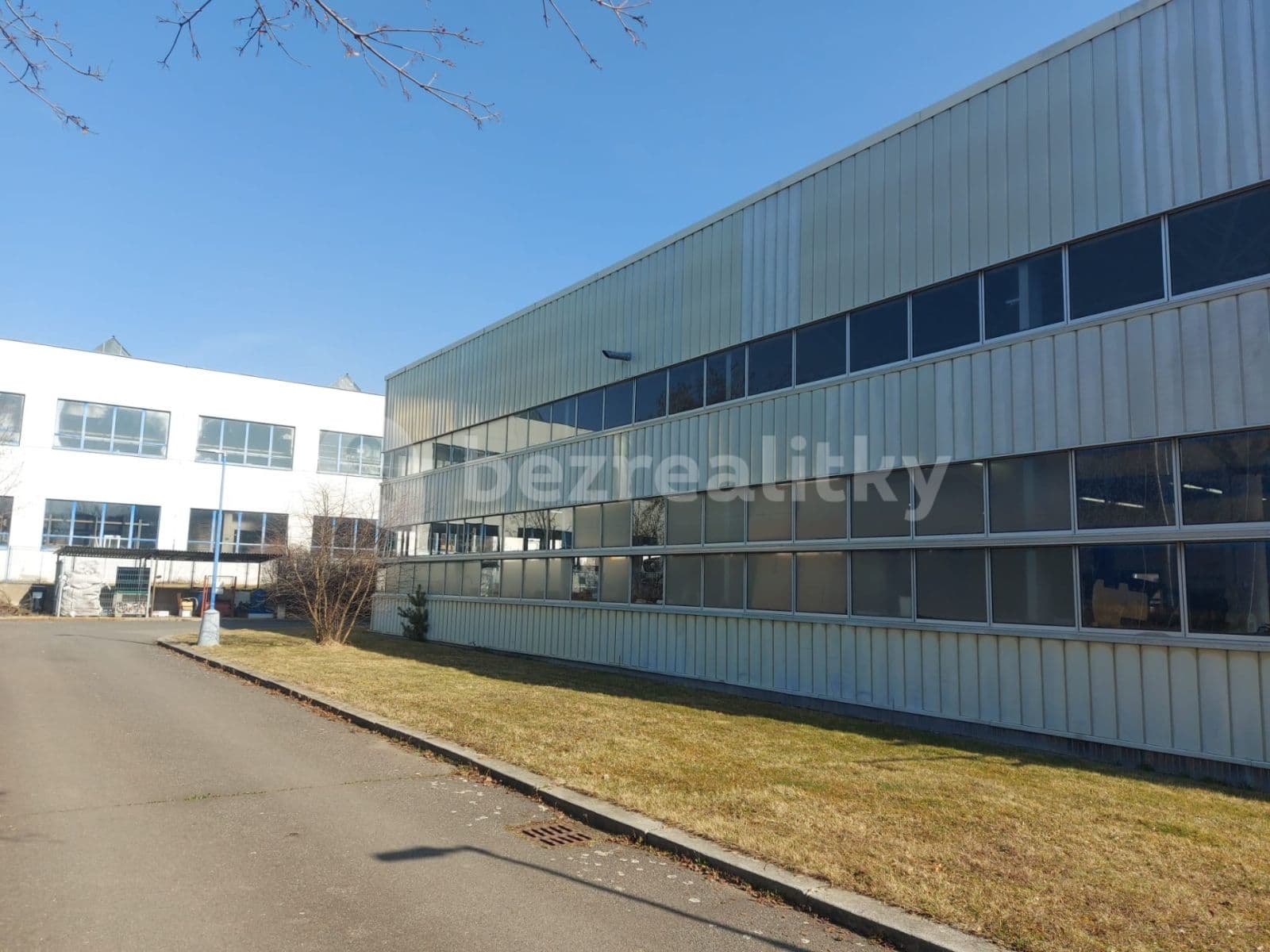 Prodej nebytového prostoru 9.900 m², Za Mototechnou, Praha, Praha Prodej nebytového prostoru 9.900 m², Za Mototechnou, Praha, Praha