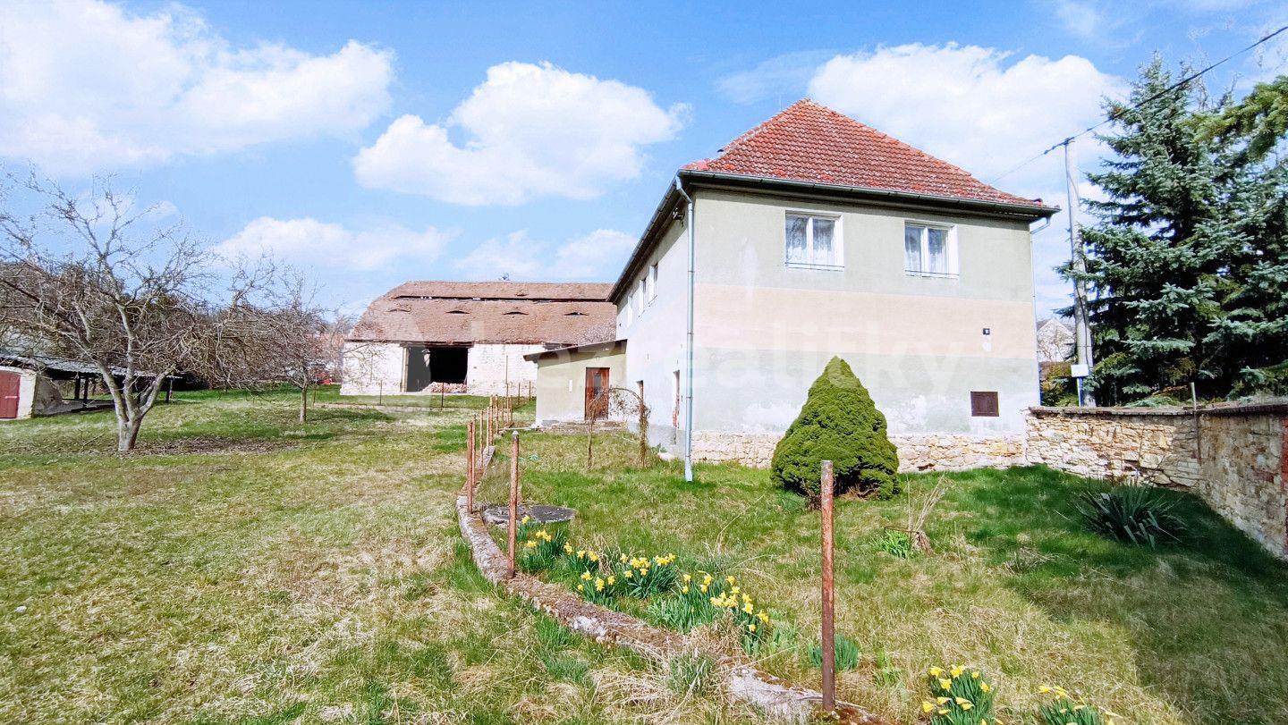 Prodej domu 102 m², pozemek 2.658 m², Bitozeves, Ústecký kraj