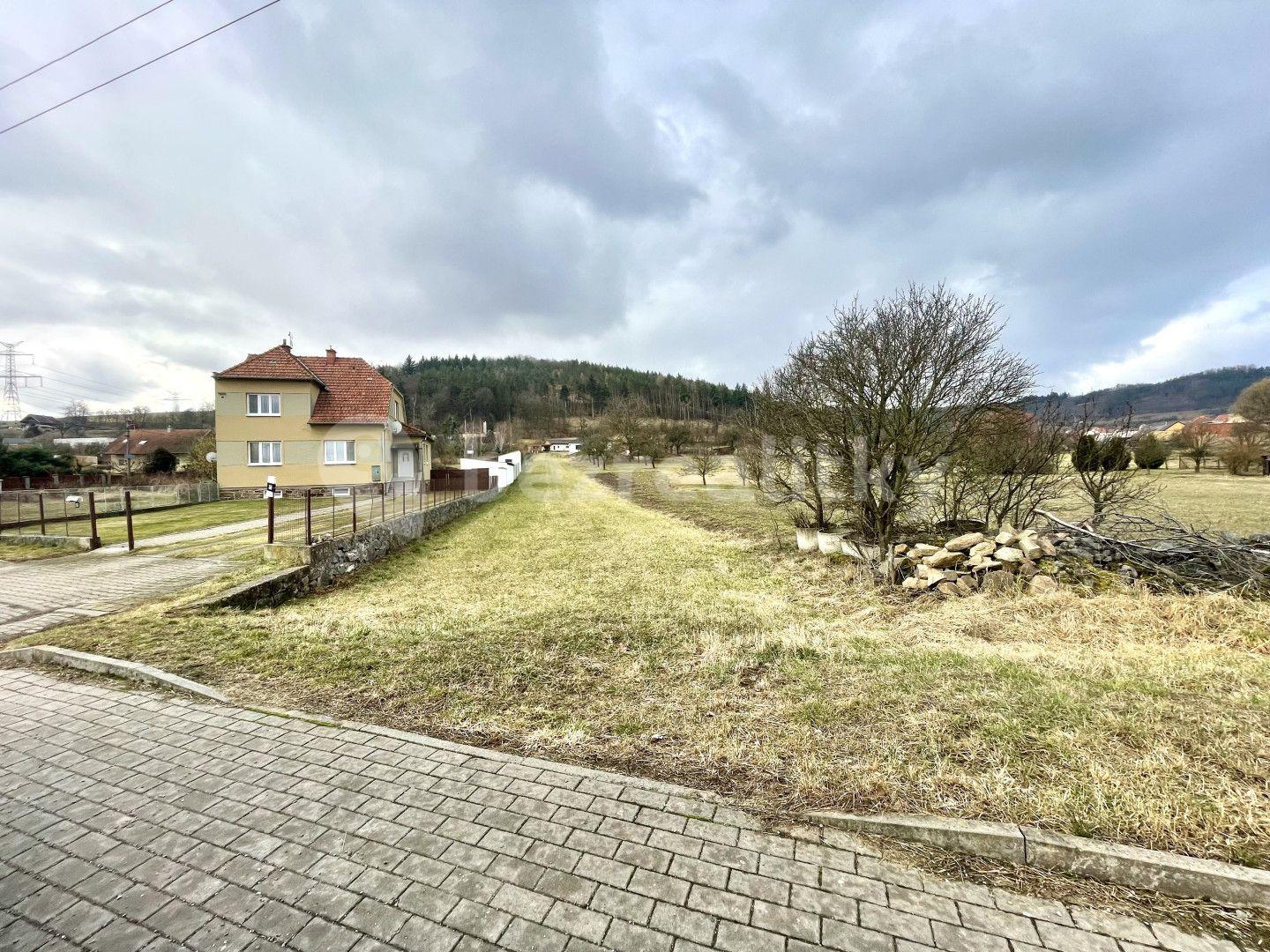 Prodej pozemku 1.918 m², Sentice, Jihomoravský kraj
