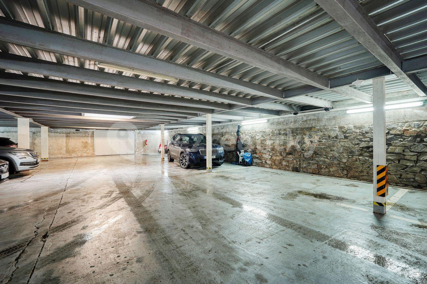 Prodej garáže 19 m², Praha, Praha