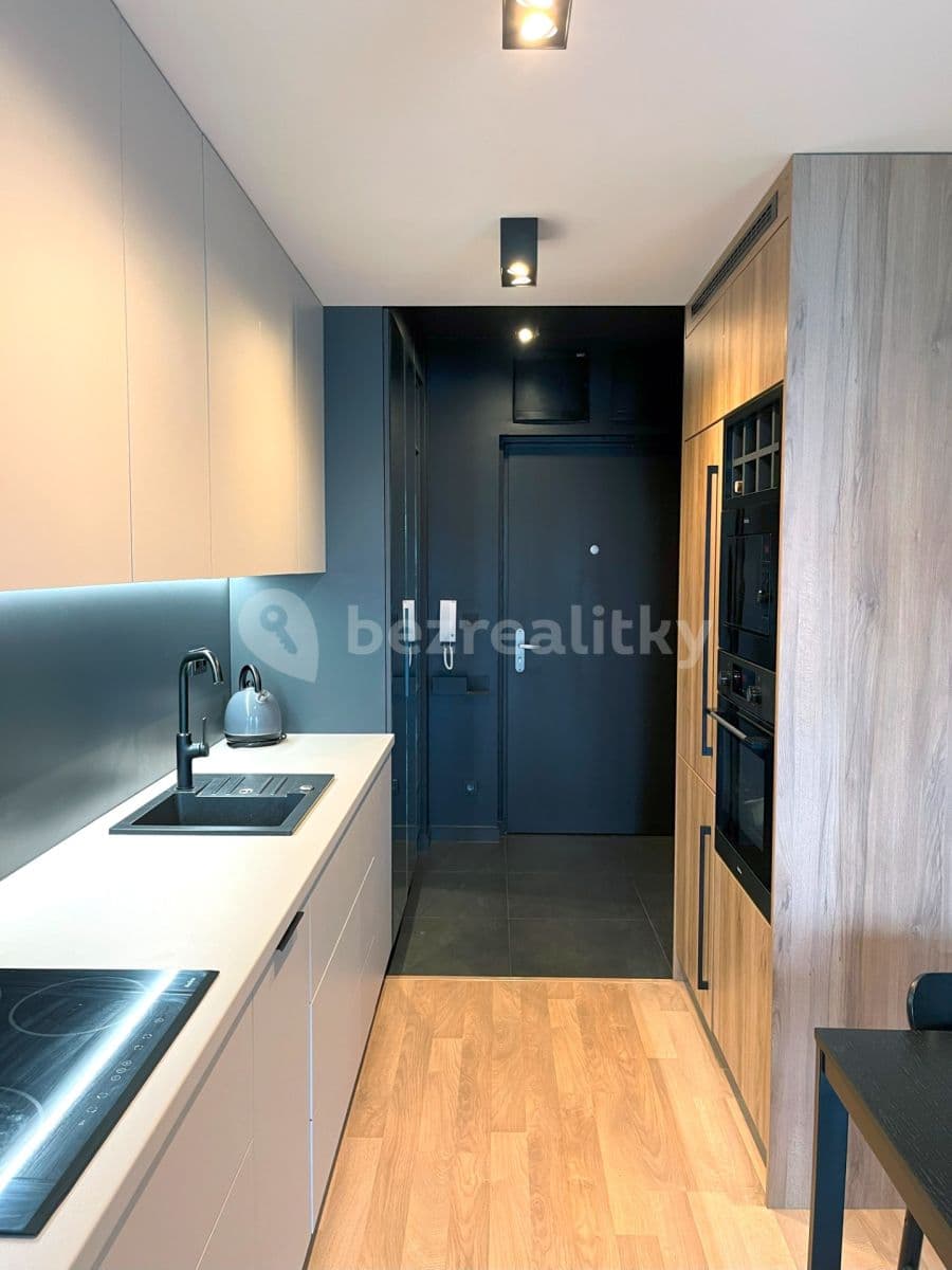Pronájem bytu 2+kk 38 m², Olgy Havlové, Praha, Praha Pronájem bytu 2+kk 38 m², Olgy Havlové, Praha, Praha