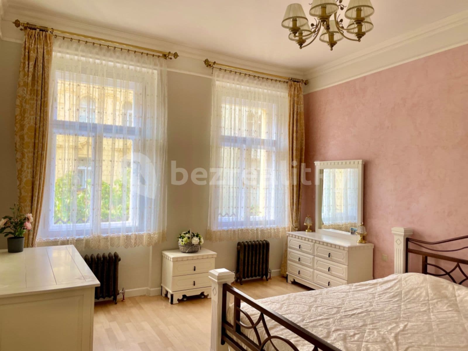 Pronájem bytu 2+kk 56 m², Chodská, Praha, Praha Pronájem bytu 2+kk 56 m², Chodská, Praha, Praha