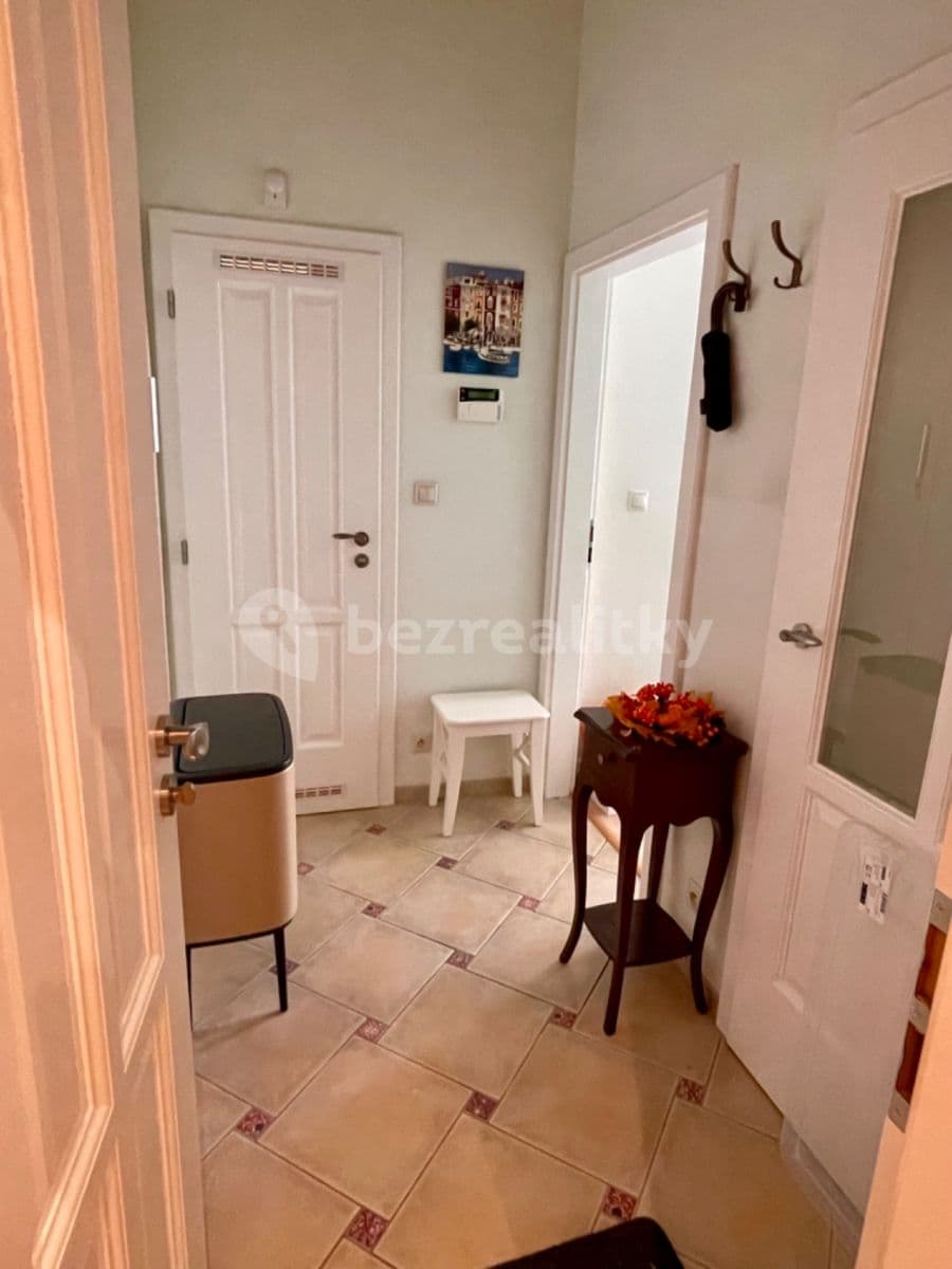 Pronájem bytu 2+kk 56 m², Chodská, Praha, Praha Pronájem bytu 2+kk 56 m², Chodská, Praha, Praha