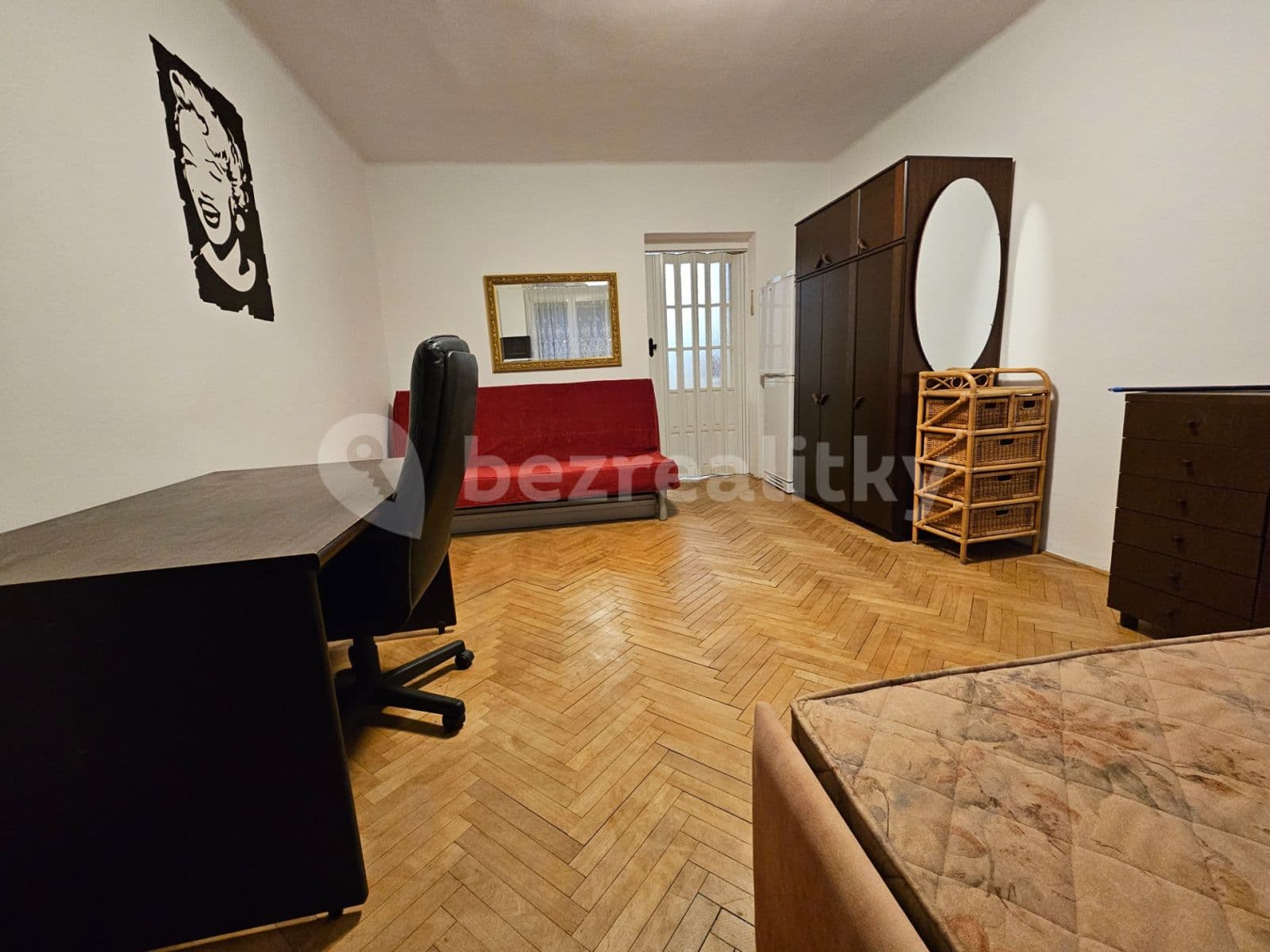 Pronájem bytu 1+kk 28 m², Jeremenkova, Praha, Praha Pronájem bytu 1+kk 28 m², Jeremenkova, Praha, Praha