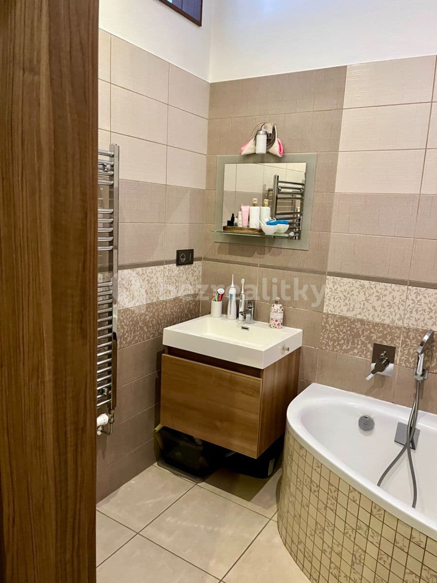 Pronájem bytu 2+kk 68 m², Ostrava, Moravskoslezský kraj Pronájem bytu 2+kk 68 m², Ostrava, Moravskoslezský kraj