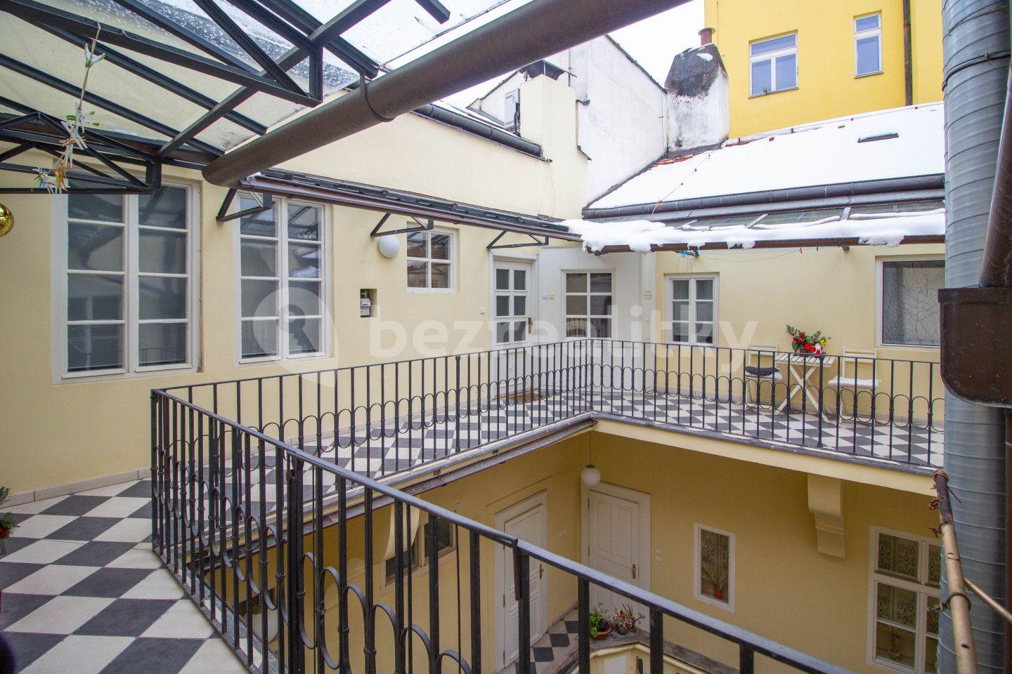 Prodej bytu 2+kk 44 m², Betlémské náměstí, Praha, Praha