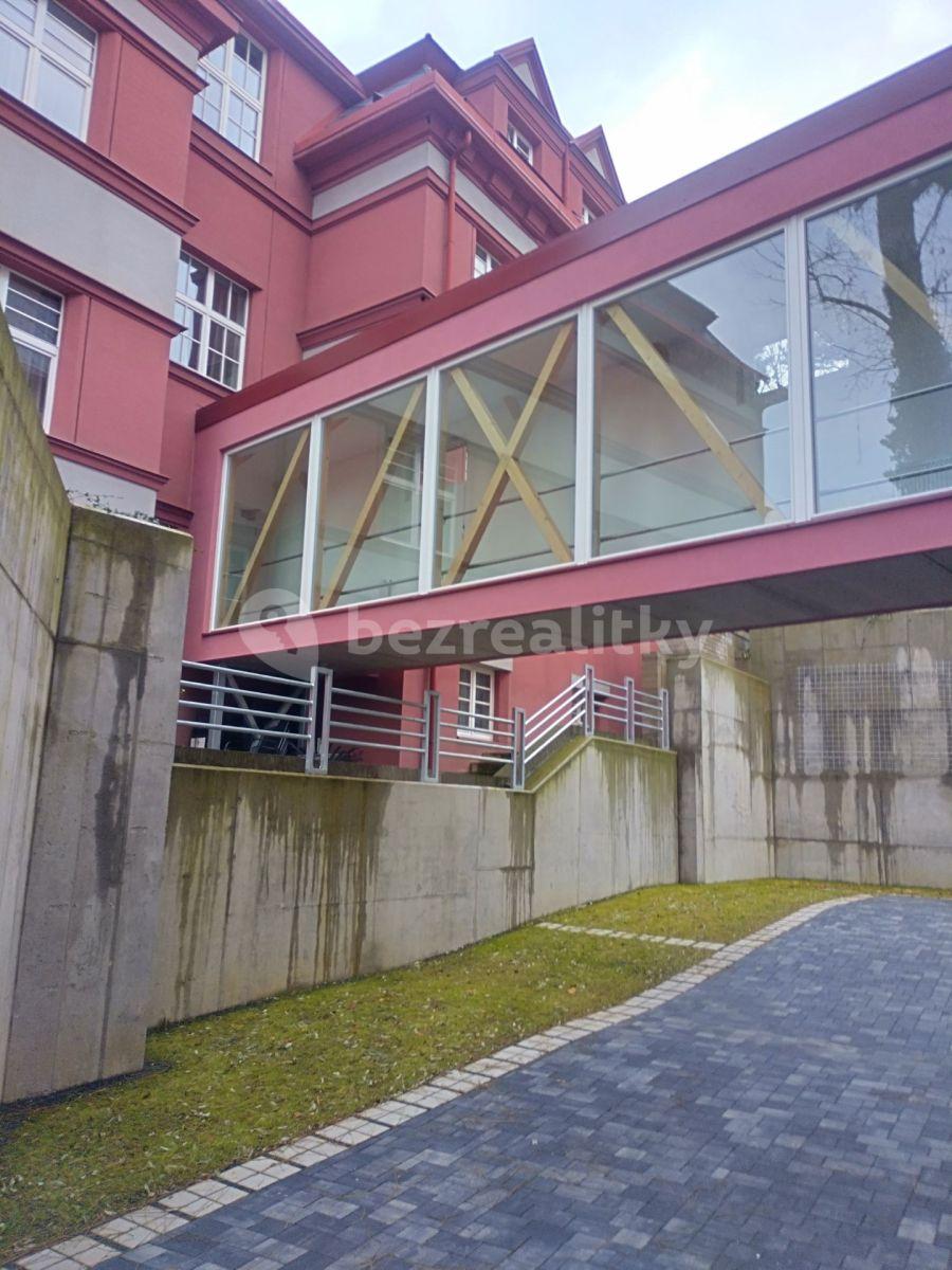 Pronájem bytu 1+kk 26 m², Okrajní, Praha, Praha