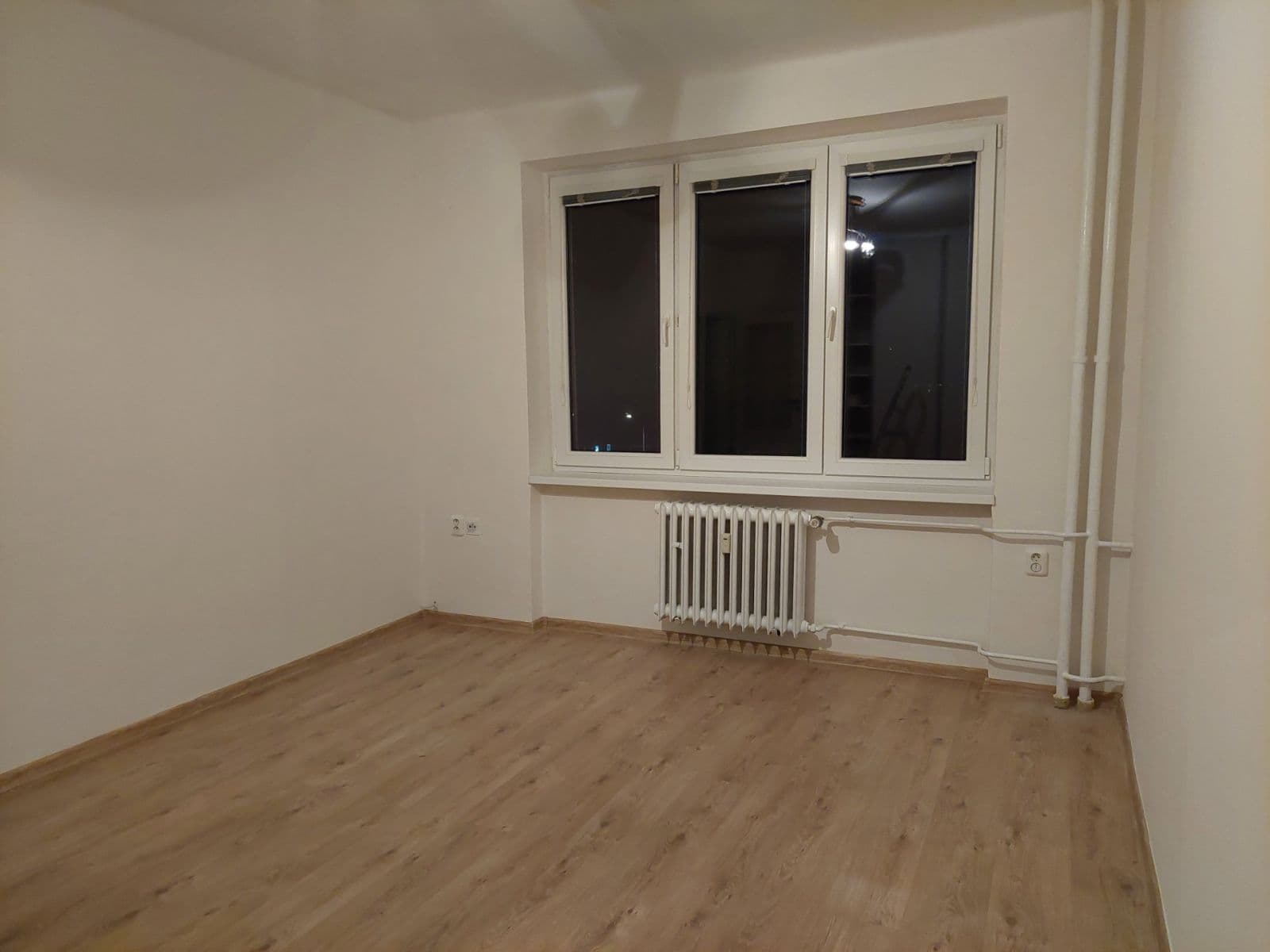 Pronájem bytu 1+1 32 m², Mládeže, Beroun, Středočeský kraj Pronájem bytu 1+1 32 m², Mládeže, Beroun, Středočeský kraj