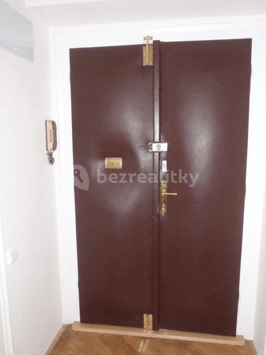 Pronájem bytu 3+1 85 m², Milešovská, Praha, Praha Pronájem bytu 3+1 85 m², Milešovská, Praha, Praha