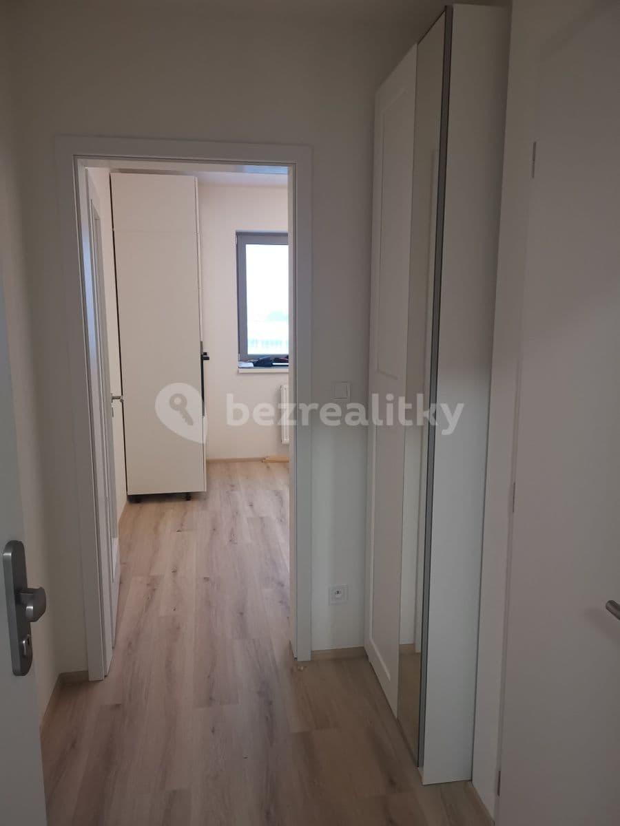Pronájem bytu 2+kk 49 m², U Lesa, Kutná Hora, Středočeský kraj Pronájem bytu 2+kk 49 m², U Lesa, Kutná Hora, Středočeský kraj