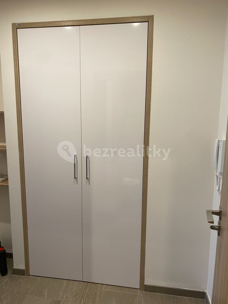 Pronájem bytu 2+kk 44 m², U Krčské vodárny, Praha, Praha Pronájem bytu 2+kk 44 m², U Krčské vodárny, Praha, Praha